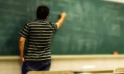 سرنوشت میلیاردها تومان پس‌انداز معلمان؛ آینده چه می‌شود؟