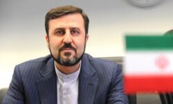 غریب‌آبادی: عدم صدور ویزا برای اعضای فدراسیون فوتبال غیر قانونی است