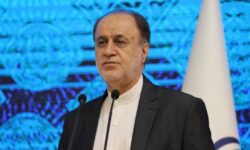 لزوم نقش‌آفرینی زنان در عرصه‌های مدیریتی و علمی کشور