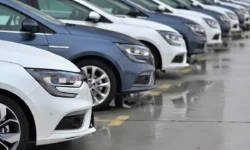 واردات خودروهای اقتصادی با تعرفه پایین/ بازار منتظر کاهش قیمت‌هاست؟