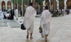 وام ۳۰ میلیونی حج عمره برای دانشجویان علوم پزشکی؛ شروع ثبت‌نام از شنبه