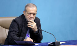 پزشکیان: دولت مسیر خدمت و پیشرفت را با جدیت دنبال می‌کند