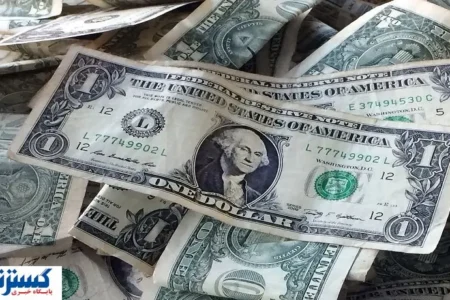 ۳۵۰ هزار تومان اختلاف در هر ۱۰۰ دلار | سوءاستفاده از تفاوت دلار سفید و آبی در بازار آزاد