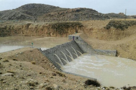 آغاز عملیات بازگشایی سد طولا برای جلوگیری از طغیان