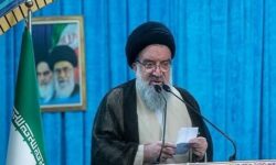 آیت‌الله خاتمی: بی‌حجابی شکستن زیست عفیفانه و اهانت به دین و قانون است