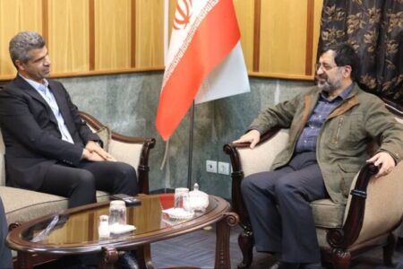 استاندار قم: تأمین زمین برای احداث مجموعه تخصصی تکواندو پیگیری می‌شود