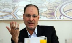 اعتکاف پاسخ عملی به جنگ فرهنگی دشمن است