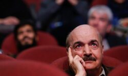 ایرج طهماسب مهمان جناب‌خان و هومن حاجی‌عبداللهی می‌شود