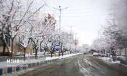 بارش برف در اشترینان