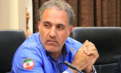 بارش یک متری برف در سر بیژن جیرفت، برق شهر راین قطع شد