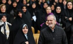 بزرگداشت مقام زن با حضور رئیس جمهور برگزار شد