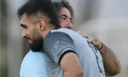 بمب خبری استقلال منفجر شد / بازیکن جنجالی دوباره به تیم برگشت