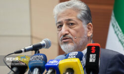درخواست رئیس دانشگاه آزاد از رئیس جمهور