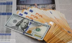 دلار و درهم امروز دوشنبه 17 آذر چقدر قیمت خورد؟