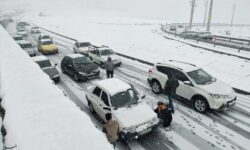 راه کدام مسیرها پس از بارش برف مسدود شد؟