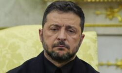 زلنسکی: با تمام ابعاد طرح آمریکا موافق نیستیم؛انتخابات برخط در اوکراین