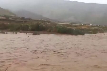 طغیان رودخانه اسفند در دلگان