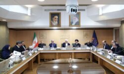 عارف: نمی‌توان از مزایای دیجیتالی کردن نسخ خطی استفاده نکرد