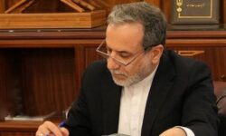 عراقچی: ایران در پاسخ  پشیمان‌کننده به هرگونه تعرضی تردید نخواهد کرد