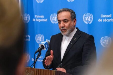 عراقچی: حمل و نقل یکی از ابزارهای اصلی دیپلماسی اقتصادی است