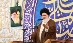 علم الهدی: گران‌فروشان ستون پنجم دشمن در بازار داخلی هستند