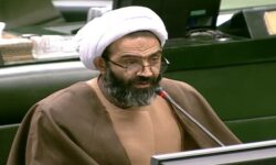 لزوم برخورد با جلوه‌های ناهنجاری و کشف حجاب