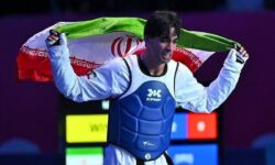 مدال طلای مسابقات تکواندو زیر ۲۱ جهان بر گردن ابوالفضل زندی