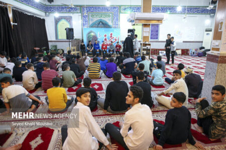 مشارکت بیش از ۳۰ هزار نفر در اعتکاف هیئت رزمندگان اسلام در سراسر کشور