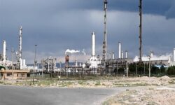 نحوه پرداخت طلب پالایشگاه های بورسی و دولتی تصویب شد