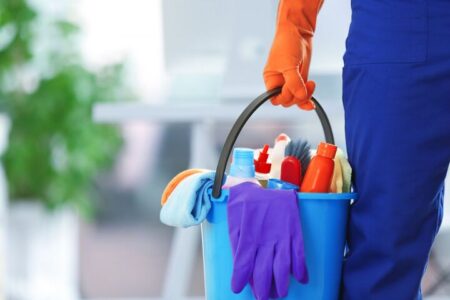 هزینه‌ های ثبت شرکت خدماتی نظافتی چقدر است؟ لیست دقیق هزینه های ۱۴۰۴