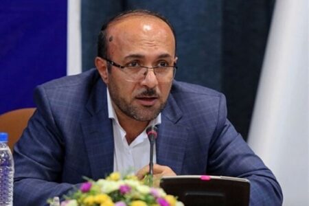 هیچ دستگاهی نباید قبل از گمرک اقدام به اخذ عوارض در مرزها نماید