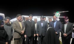 وزیر ارتباطات به کرمان سفر کرد