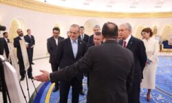 پزشکیان از نمایشگاه اسناد تاریخی ایران درباره آسیای مرکزی بازدید کرد