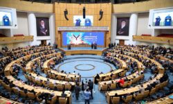 پزشکیان: دشمن بداند نمی‌تواند یک ملت مصمم را تسلیم خواسته‌های خود کند