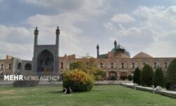 کیفیت هوای اصفهان قابل‌قبول شد؛ کاشان همچنان در وضعیت قرمز