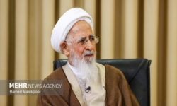 آیت‌الله جوادی: بسیاری از رفتارهای امروز جهان جلوه‌ای از جاهلیت است