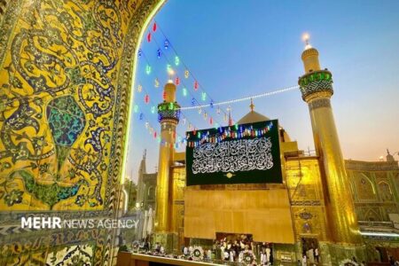 برگزاری مراسم جشن ولادت حضرت امیرالمؤمنین(ع) با نوای مهدی سماواتی