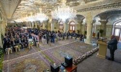 تجلیل از ۲۲۵ نخبه علمی و دانشگاهی در عتبه علوی