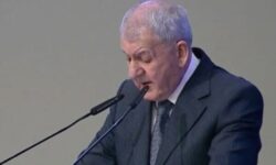 رئیس جمهور عراق: یاد فرماندهان پیروزی نزد عراقی‌ها زنده است