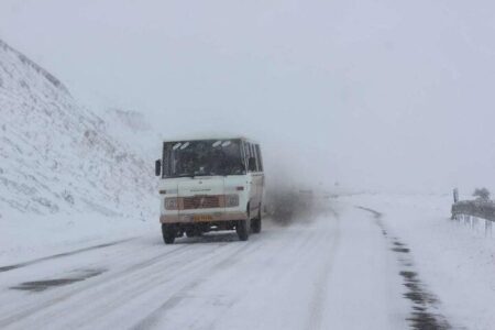 راه ارتباطی روستایی ۴۸ روستا در استان زنجان همچنان مسدود است