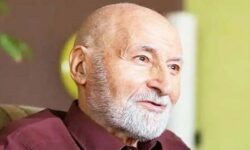 نبوی: باید به الگوی ستاد بسیج اقتصادی اوایل انقلاب بازگردیم