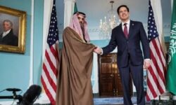 وزیران امور خارجه آمریکا و عربستان درباره تحولات منطقه گفتگو کردند