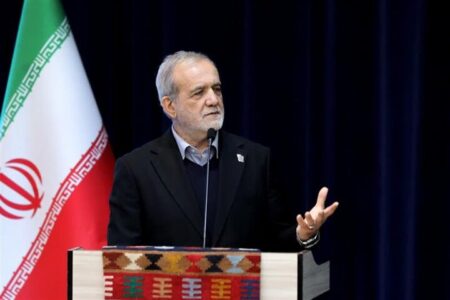 پزشکیان: ملتی که مصمم و متحد باشد تسلیم آمریکا و اسرائیل نمی‌شود