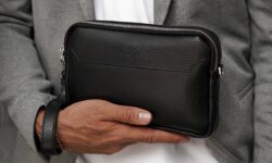 راهنمای جامع خرید کیف پاسپورتی مردانه