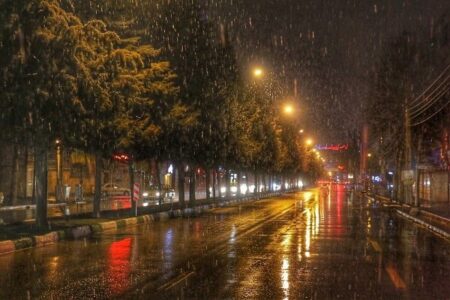 بارش شدید باران در شهرهای آذربایجان غربی؛ آماده باش نیروهای هلال احمر
