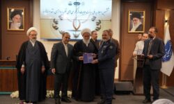 برگزیدگان کرسی‌های تخصصی و کمیته‌های دستگاهی نظریه پردازی تجلیل شدند