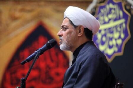 جمعه، روز تجدید عهد با ولی خدا در محیط خانه است