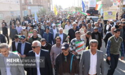 حماسه مردم زابل در راهپیمایی ۲۲ بهمن ۱۴۰۴