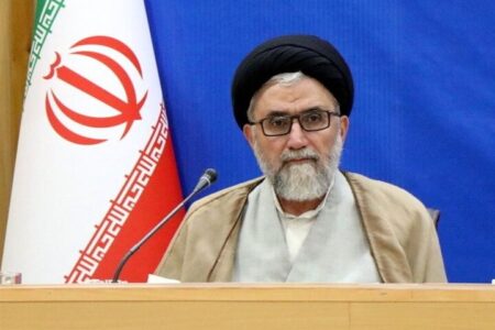 خطیب: غربی‌ها هزینه‌ تروریستی اعلام کردن سپاه را پرداخت خواهند کرد