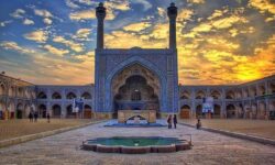 دعوت از کارشناسان یونسکو برای بررسی عبور مترو از جوار مسجد جامع اصفهان 